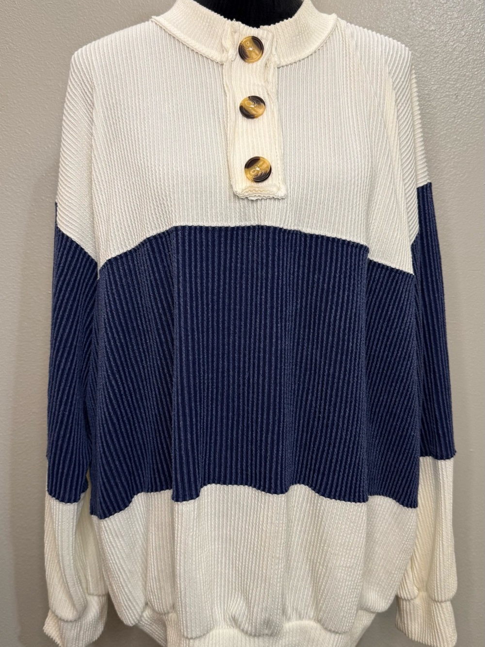 Colorblock Ivory and Navy Women's Pullover Sweater